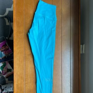 FLEO El Toro 25" Scuba Blue x Katie Crewe